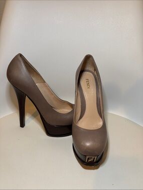 Fendi Taupe Brown Leather Platform Pumps, size 37